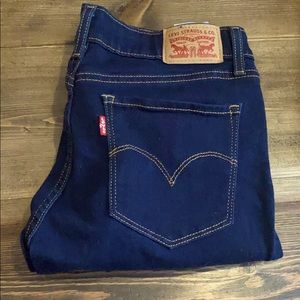 Levi’s 711 dark wash skinny jeans